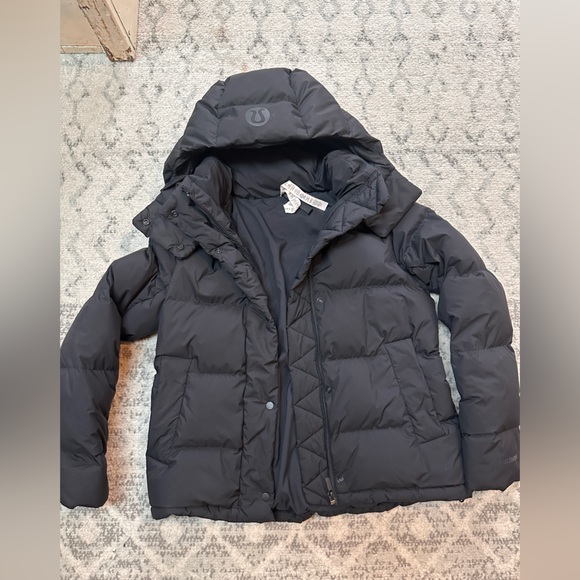 Lululemon Black Wunder Puff Jacket - Picture 5 of 8